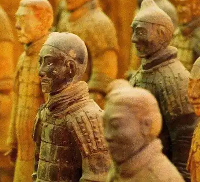兵马俑的神秘面纱：小孩不宜参观的真相
