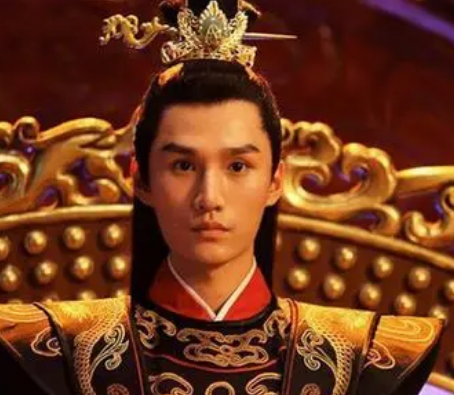 独身帝王：探索古代未娶妃子的皇帝之谜