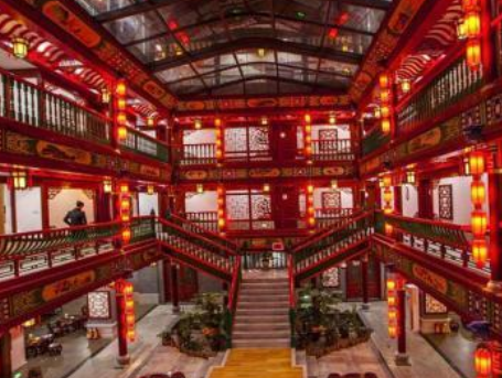 秦淮河畔的诗意与浪漫：古代文人流连忘返之地
