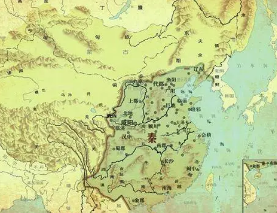 匈奴帝国的崛起与秦汉大一统的同步性：历史背景解析