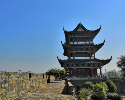 赣州的坚守：地理与历史的交织