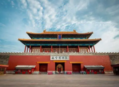 故宫宫墙短了几厘米：历史与现实的交汇
