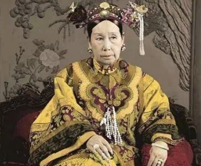 慈禧与光绪：权力之争下的母子关系
