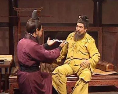 历史上曹操刺杀董卓的真相：三国演义与史实的对比