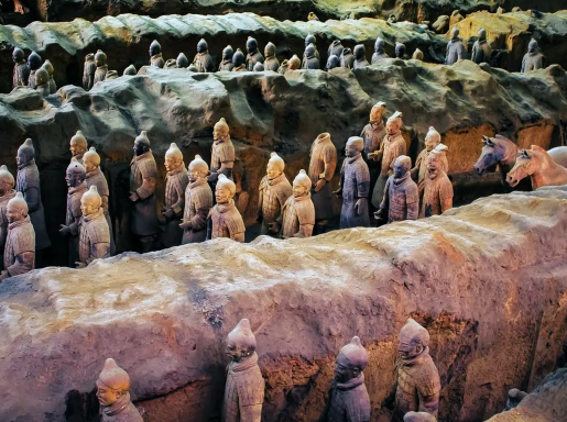 秦始皇兵马俑：单眼皮背后的历史之谜