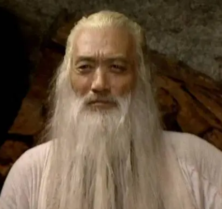 风清扬与三位高手：一段江湖传说