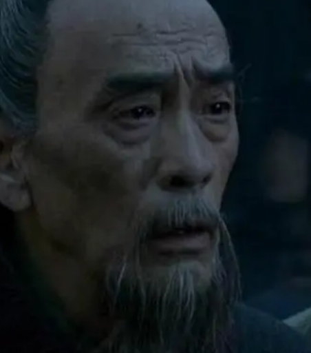 王允刺杀董卓：智慧与勇气的较量