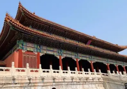 故宫的神秘规定：为何不能回头，为何五点关门？