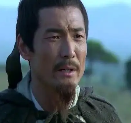 刘备在新野屯兵的这七年在干什么？期间都做了什么准备？