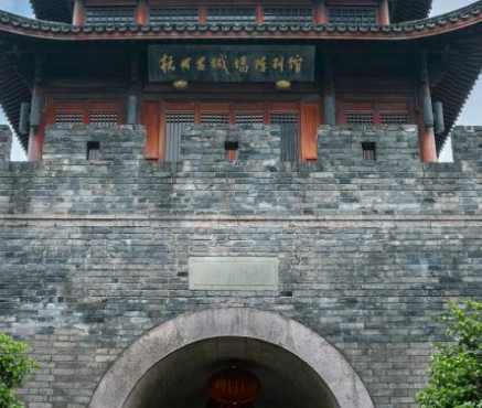 南宋为何定都杭州？杭州有什么优势存在？