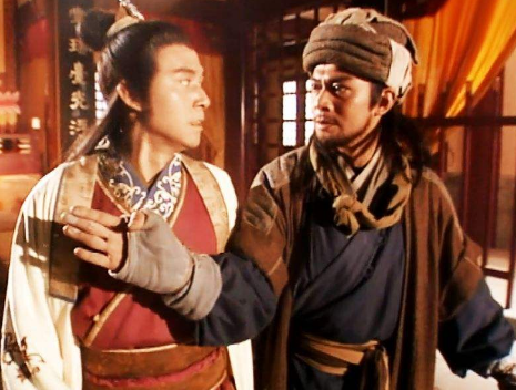 武林高手较量：乔峰与慕容复的实力对比及慕容复后期实力之谜