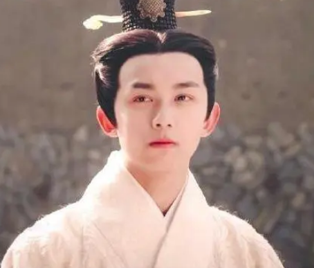 秦王子婴的身份探秘：谁是他的父亲？