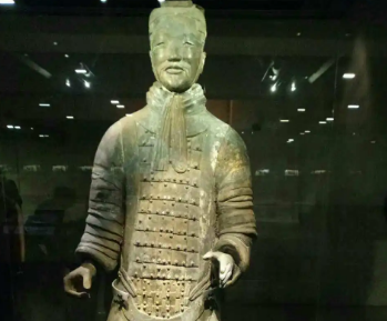 探秘兵马俑：武器之谜
