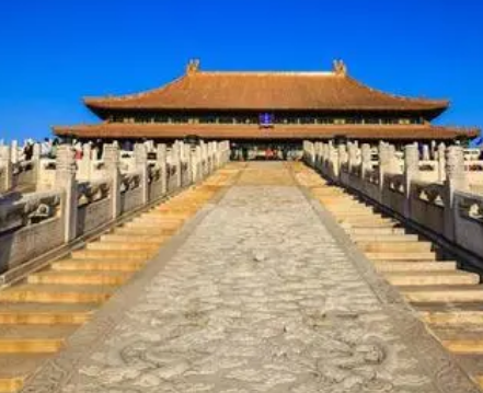 中国：四大文明古国中的独特存在