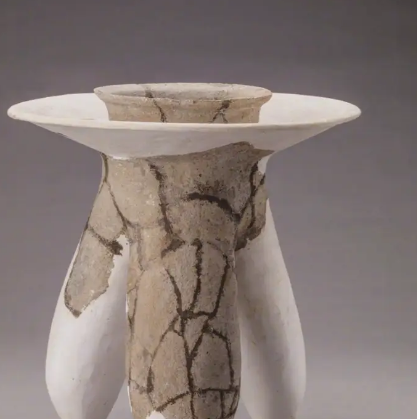 三星堆出土的神秘器具：探究古代火锅的起源