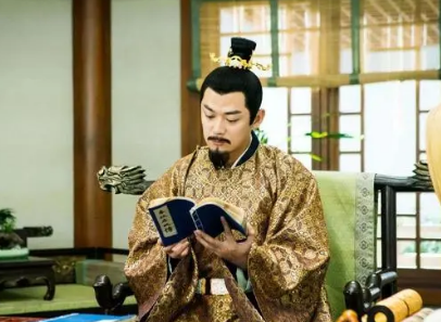 公孙弘的崛起：从政敌阻挠到丞相封侯的政治智慧