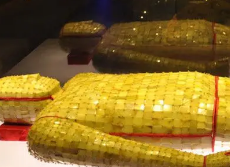 鬼吹灯中的金缕玉衣：历史的真实与虚构