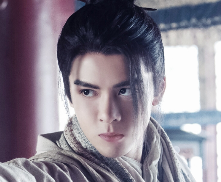 张无忌：武林至尊与帝位之路