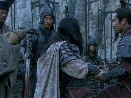 长坂坡之战：刘备的失利与摔死之谜