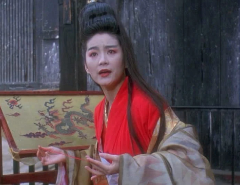 葵花宝典的诱惑与代价：东方不败的内心转折