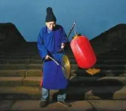 古代打更人与时间的起源：一个历史的探索