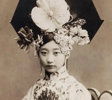 历史上唯一与皇帝离婚的女人：文绣的非凡人生