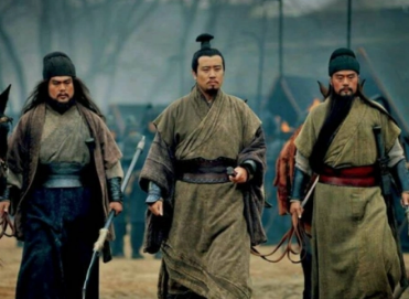 东汉月旦评：一段承载历史的评议之风