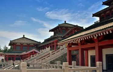 项羽焚阿房宫的历史真相：战争与复仇的交织