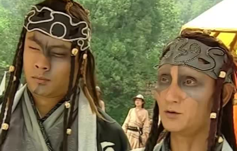 玄冥二老的抉择：权力与信仰之间的博弈