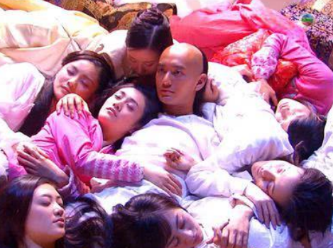 古代为什么会有三妻四妾制度？三妻四妾指的是什么？