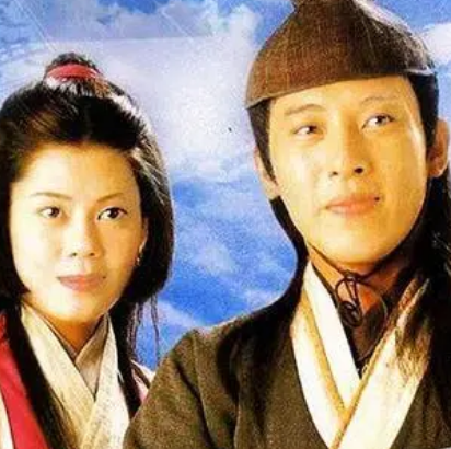 令狐冲情感世界：岳灵珊与任盈盈，他最爱的女人究竟是谁？