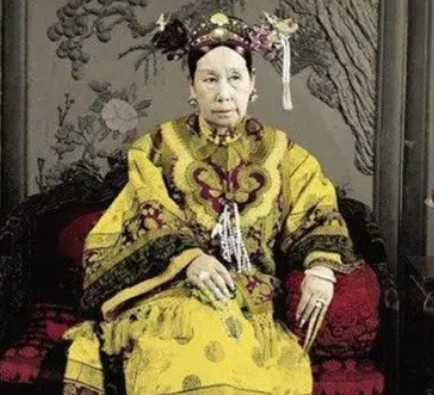 历史上如果没有慈禧，清朝又会是怎样？是灭亡还是繁荣？