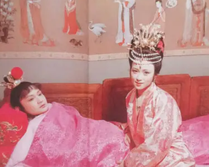 秦可卿和贾宝玉是什么关系？两人有血缘吗？