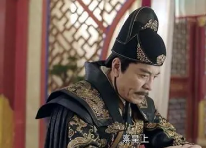 明朝的权力巅峰：三公三孤的官职与影响力