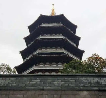 雷峰塔下的考古发现，都有什么陪葬品存在？