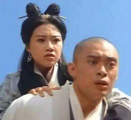 梦姑与虚竹的爱情：天山童姥的选择与命运的安排
