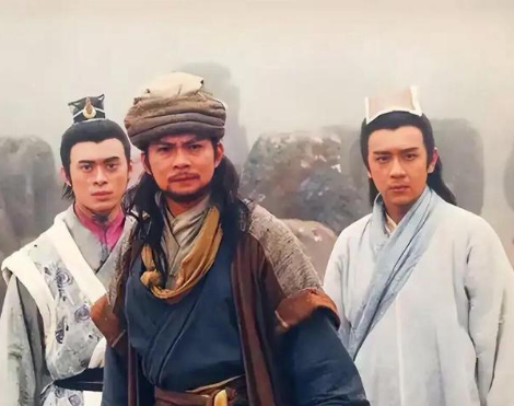 武功高低之谜：虚竹与乔峰的实力较量