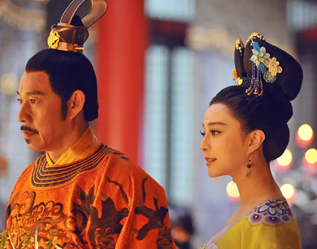 武则天的智慧与勇气：八个字改变命运