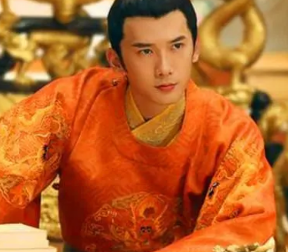 尊严与命运：一位将军的最终抉择
