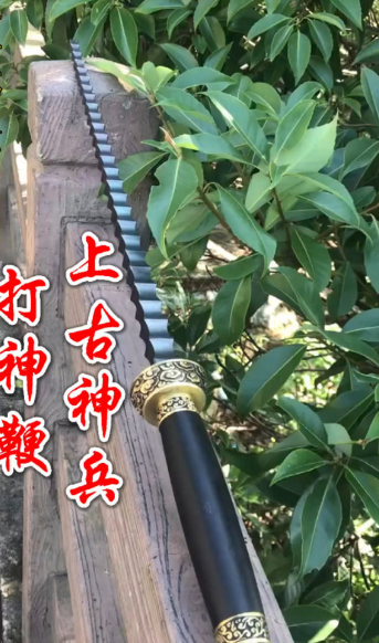 雌雄金鞭与姜子牙神鞭的传说比较，力量是什么样的？