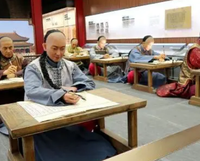 古代科举考试的艰难与八股文的起源