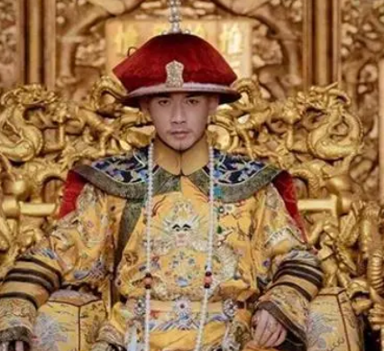 权力的平衡术：皇帝与开国功臣的关系