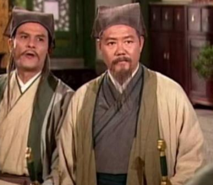 华山剑宗与七宗之战：实力与策略的较量