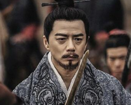 理念冲突的悲剧：吕不韦与秦始皇的分歧与死亡