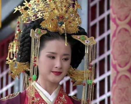 陈阿娇与卫子夫：宫廷争斗下的失宠之谜
