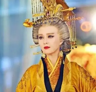 武则天的崛起：权力与智慧的交织