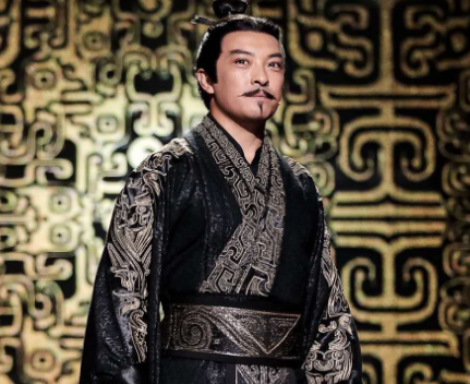 探秘秦国历史：嬴驷与嬴政的父子关系