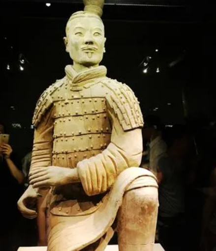 千年守护的奇迹：探秘兵马俑中跪射俑的完好之谜