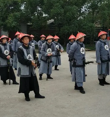 探究清朝士兵装备之变：为什么他们没有穿戴盔甲？