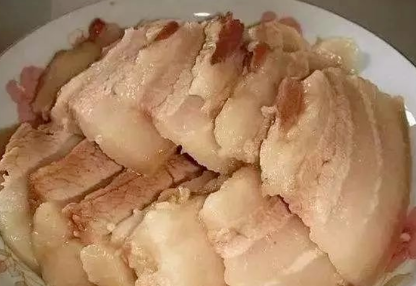 乾隆赏猪肉与大臣的隐秘礼仪：宫廷恩宠背后的意味深长
